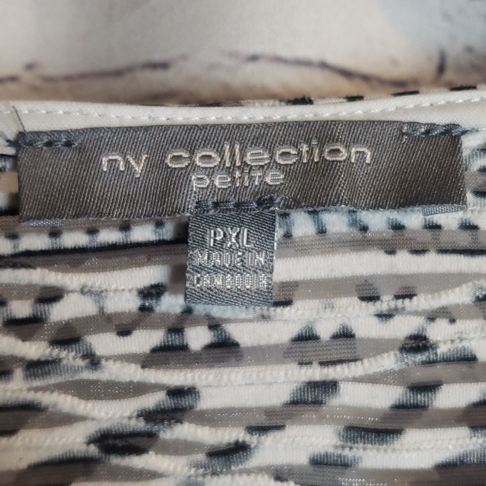 NY Collection  - Picture 2 of 4
